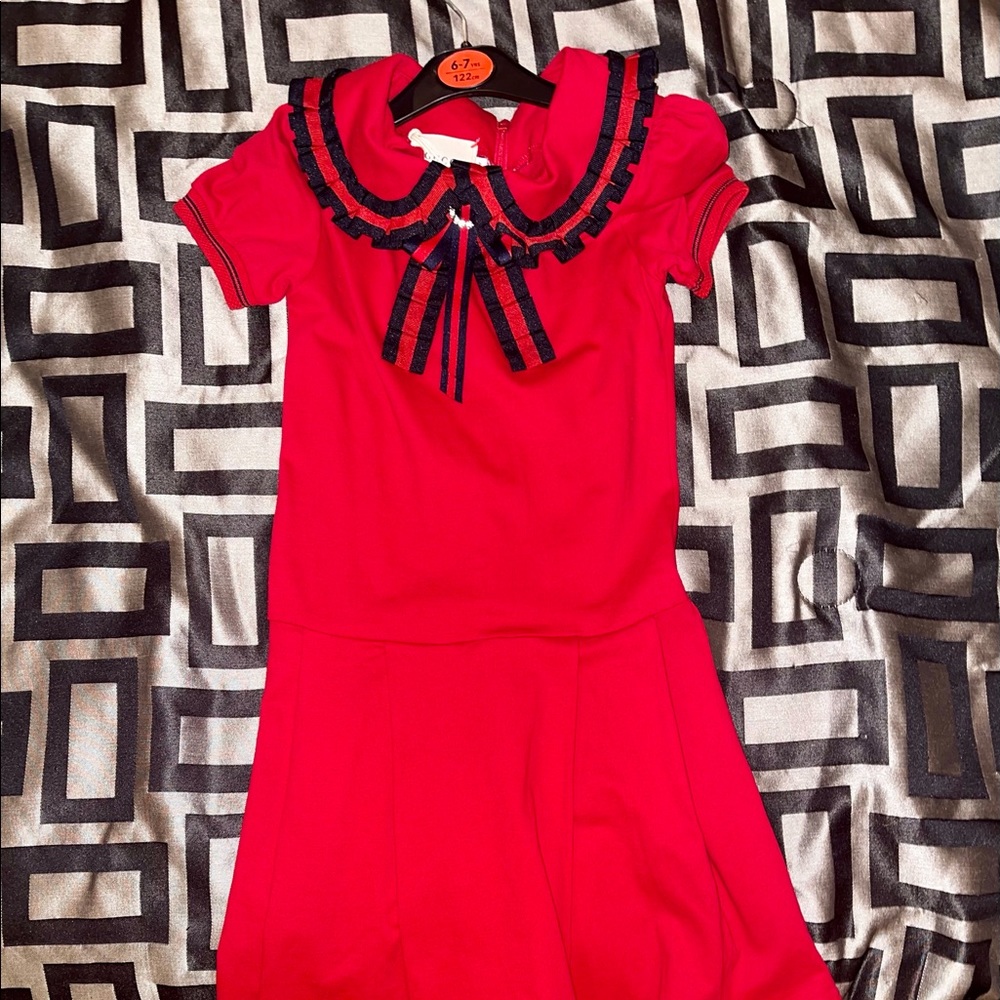 Authentic Girls Gucci Dress size 7/8